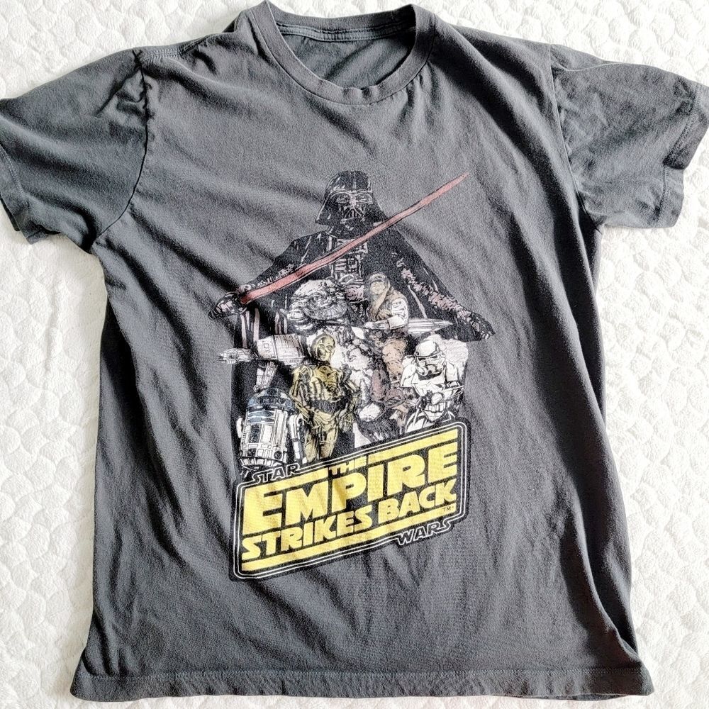 Star Wars retro tee shirt Empire Strikes Back Darth Vader medium top